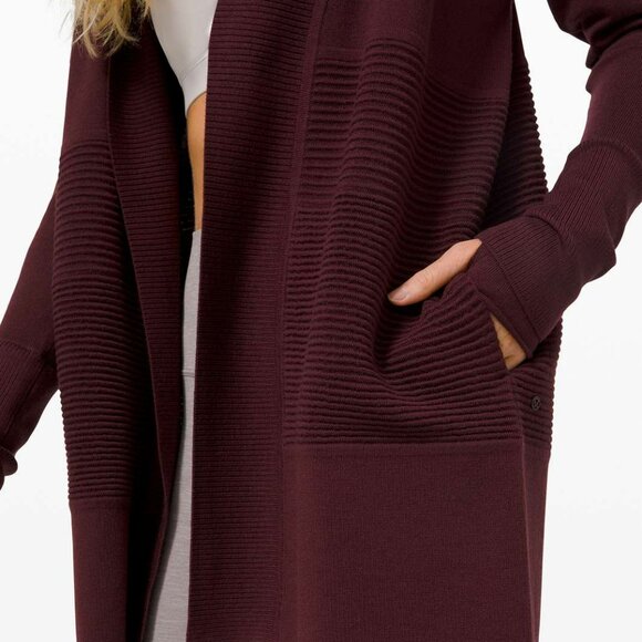 Lululemon Sit In Lotus Wrap II Style Number: W4ANWS Burgundy,Cassis Size 6 - Picture 6 of 15